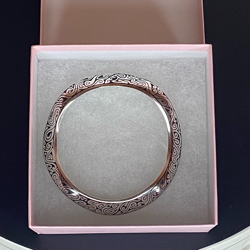 Sterling Silver .925 EUC Wavy Design Intricate Floral Scroll Boho Bangle